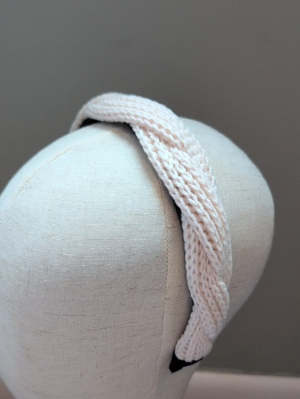 Neutral Cream Knitted Twist Headband